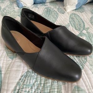 Clark Collection Juliet Palm Black Leather flats